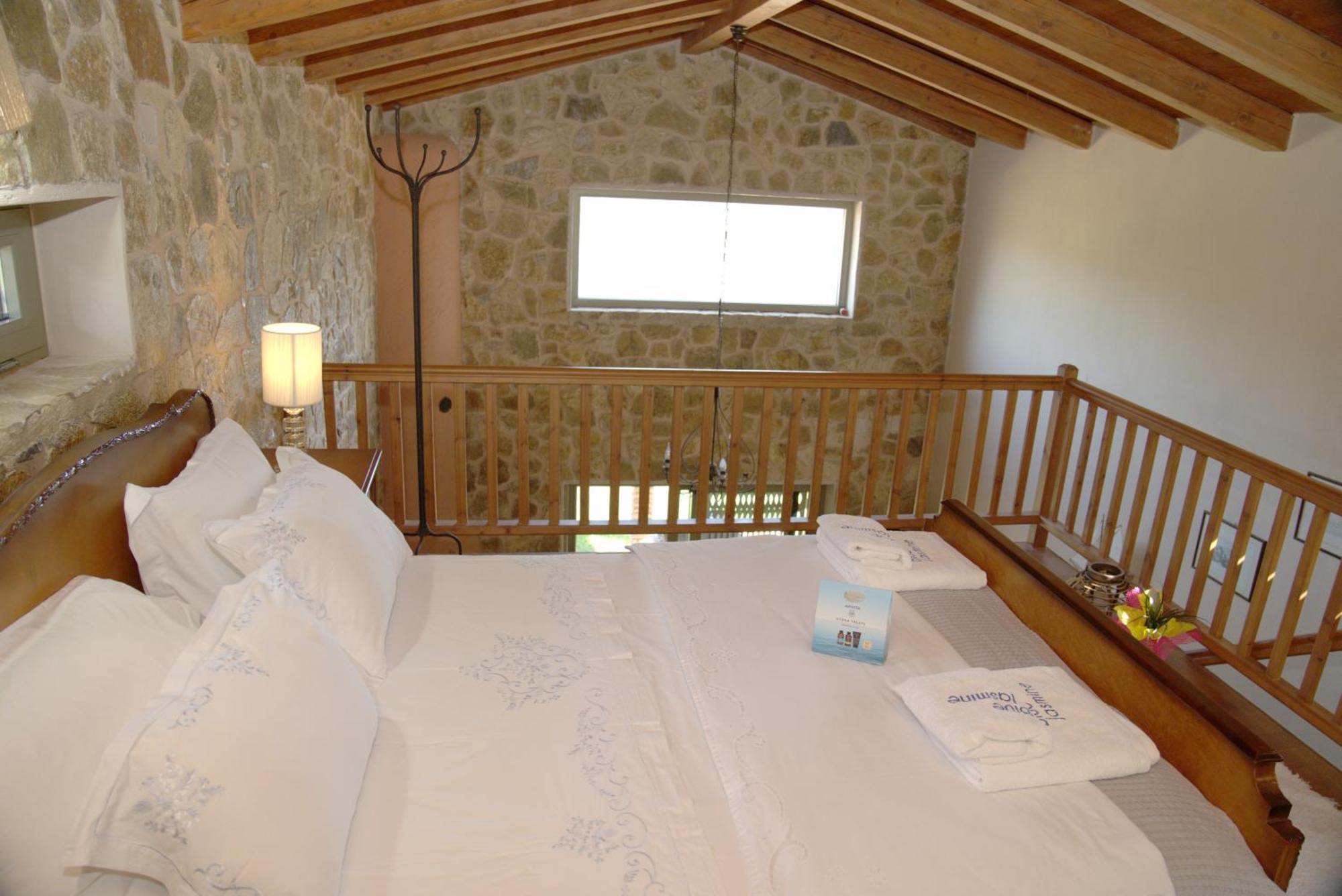 Villa Blue Jasmine Aigio