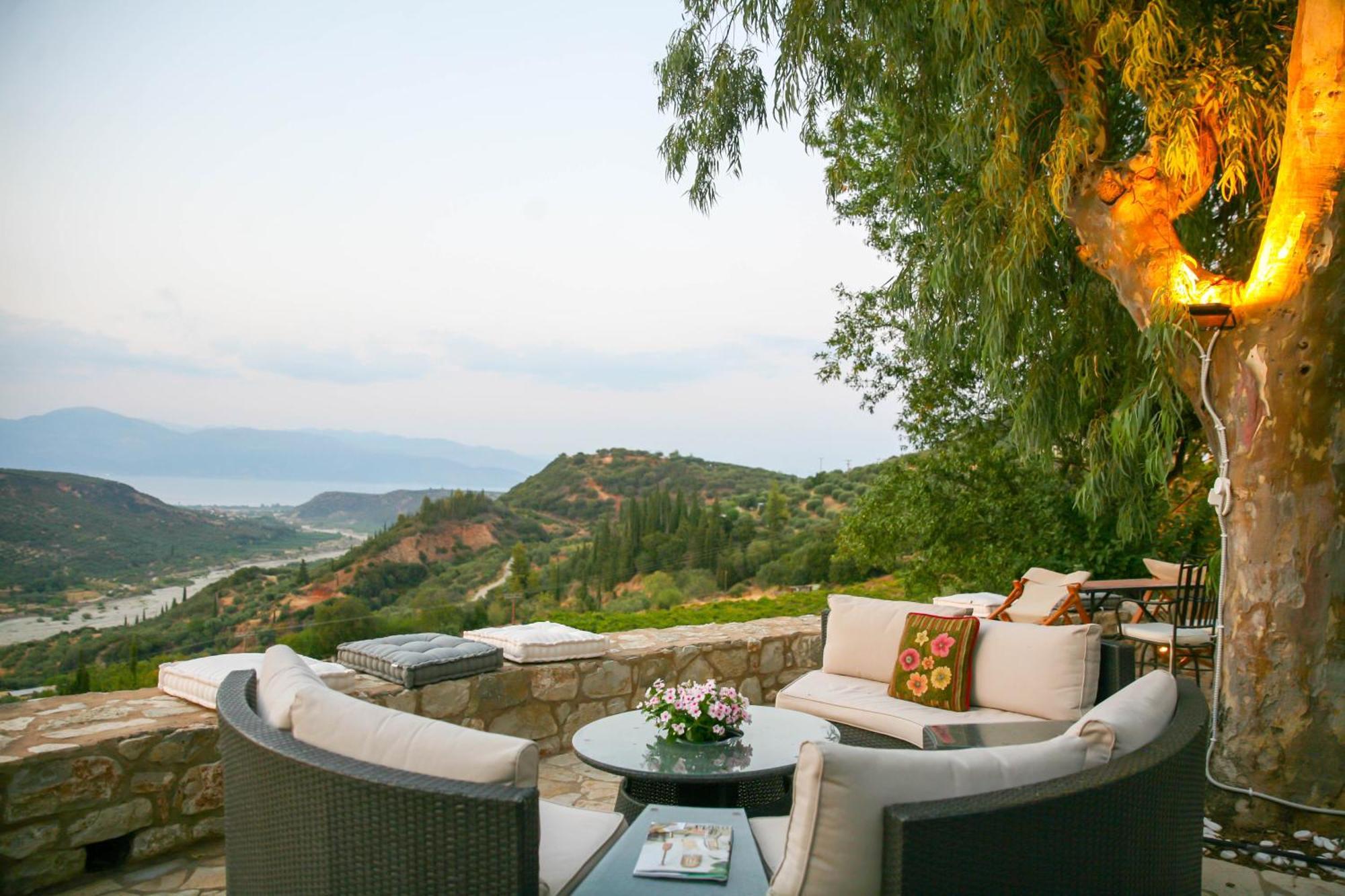 Villa Blue Jasmine